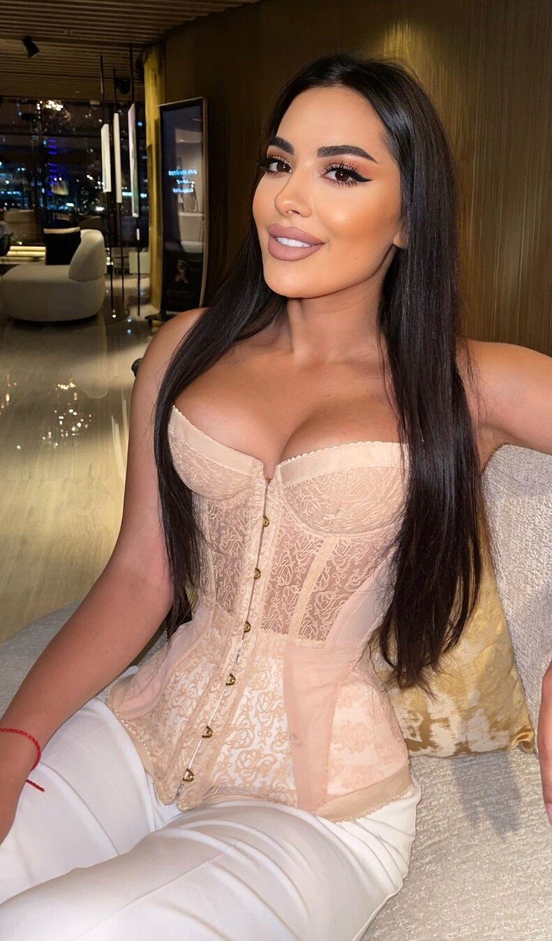 איזור גוש דן -קלרה – נערה רוסייה שתבוא עד אליך - תמונה 3